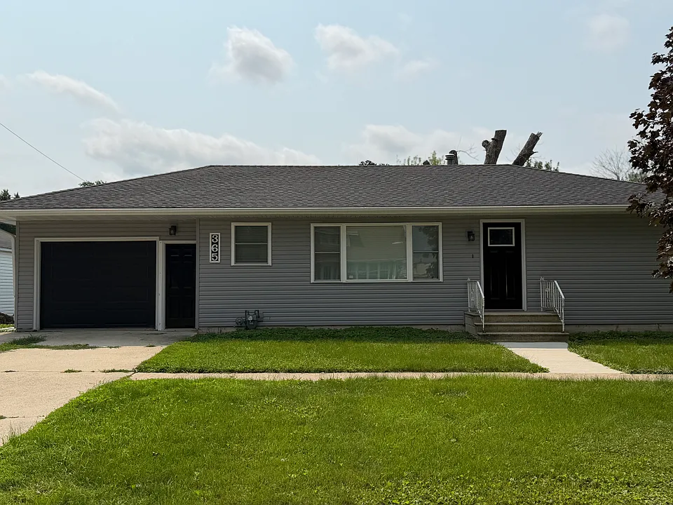 365 W 5th St