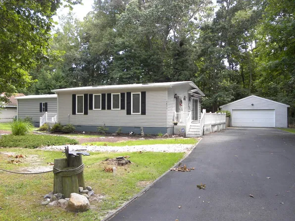 36070 Squirrels Run Cir, Ocean View, DE 19970