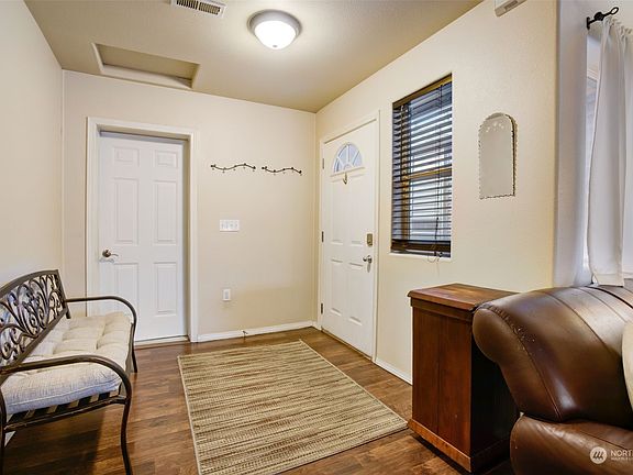 4th image of 5264 NE 121st Avenue #Y271