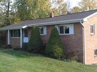 4 Belle Ave, Wintersville, OH 43953