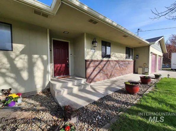 2835 24th St, Clarkston, WA 99403