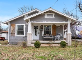 2440 N Lyon Ave, Springfield, MO 65803