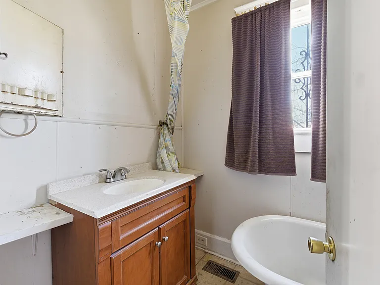 3332 Walnut Ave SW — Photo 22