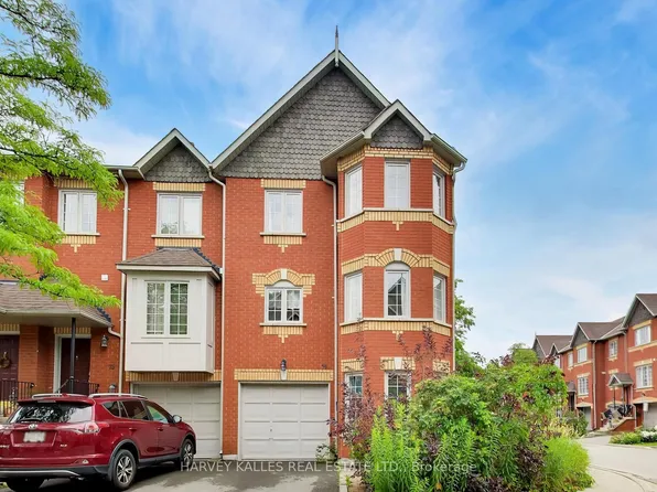 95 Weldrick Rd E #74, Richmond Hill, ON L4C 0H6