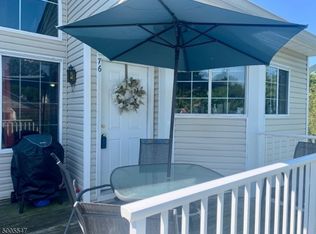 76 Academy Ct, Bedminster, NJ 07921