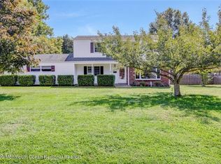 12 Hauser St, Middletown, NJ 07748