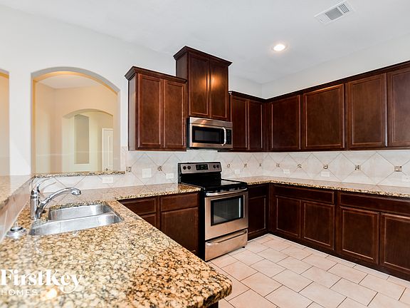 5th image of 8817 Tenderfoot Ln