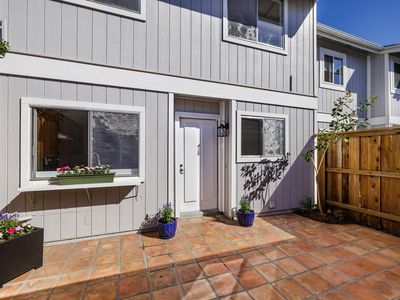 359 Cannon Green Dr APT F, Goleta, CA, 93117