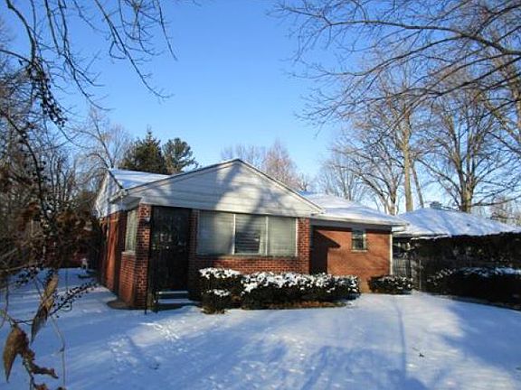 5th image of 3642 N Whittier Pl