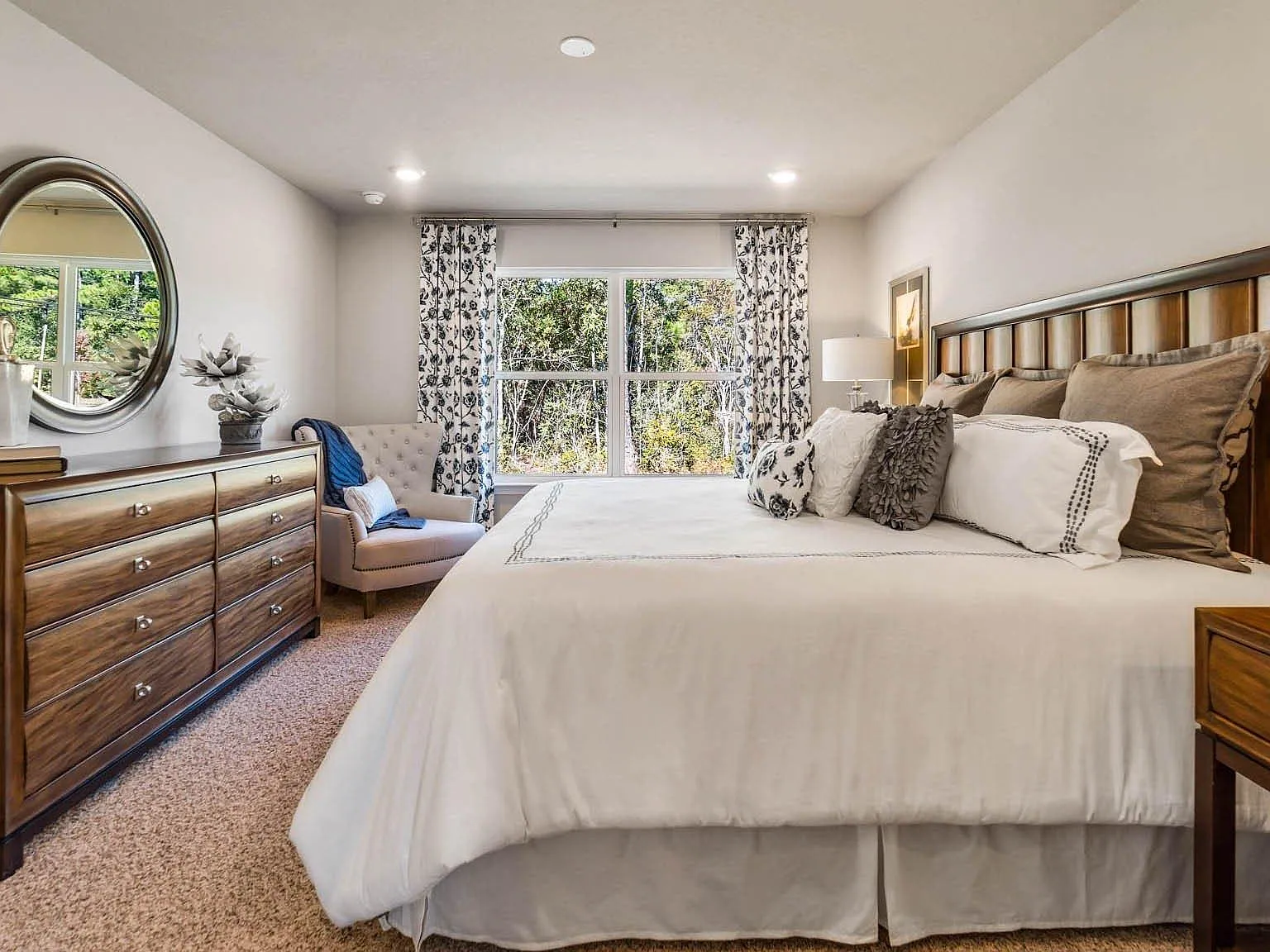 1034 Enclave Cir — Photo 4