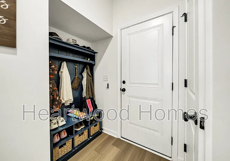 924 Windchase Way — Photo 22