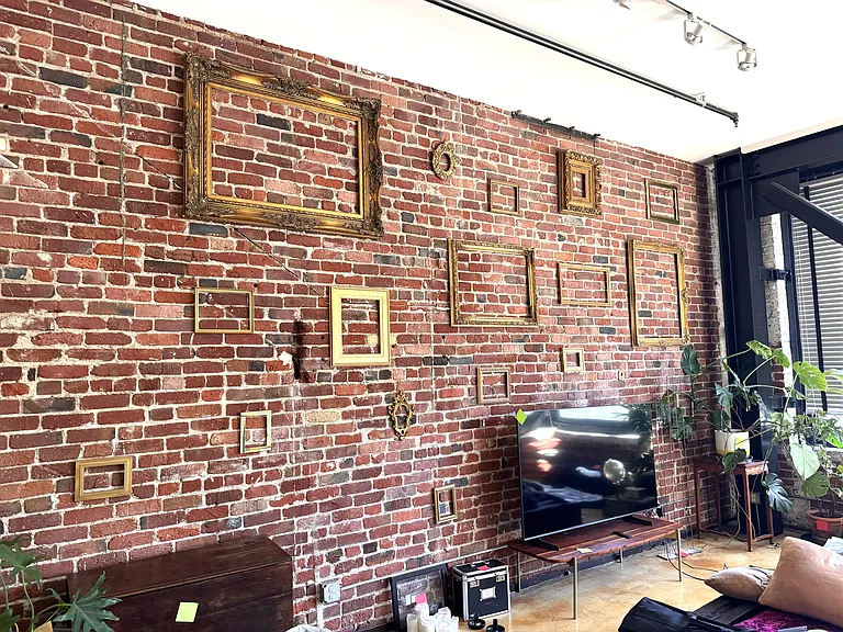 81 Langton St #8 — Photo 1