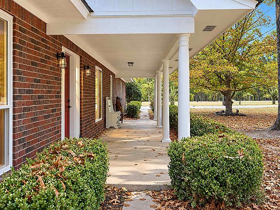 2nd image of 6835 Village Dr