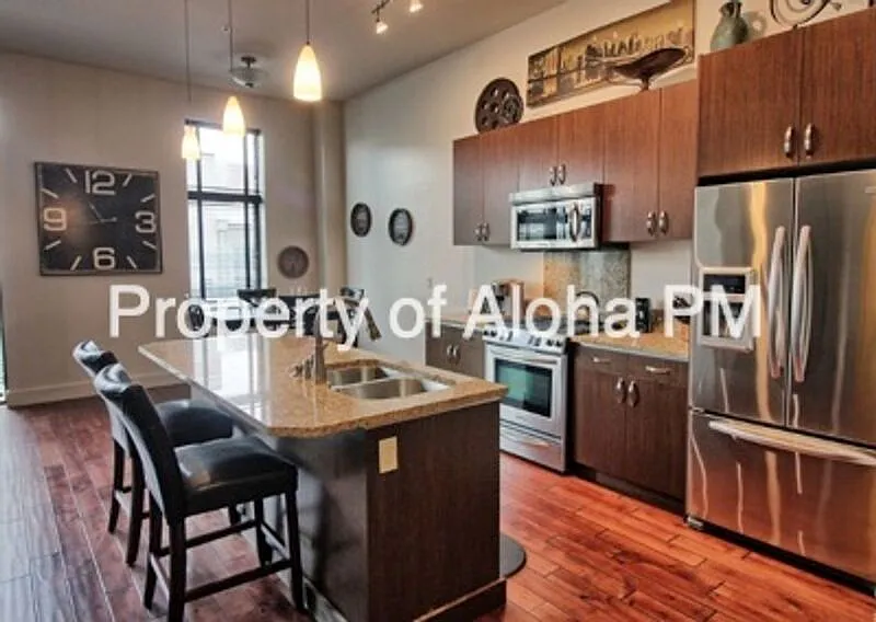 419 S 8th St — Photo 4