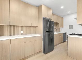 12017 Pacific Ave, Los Angeles, CA 90066
