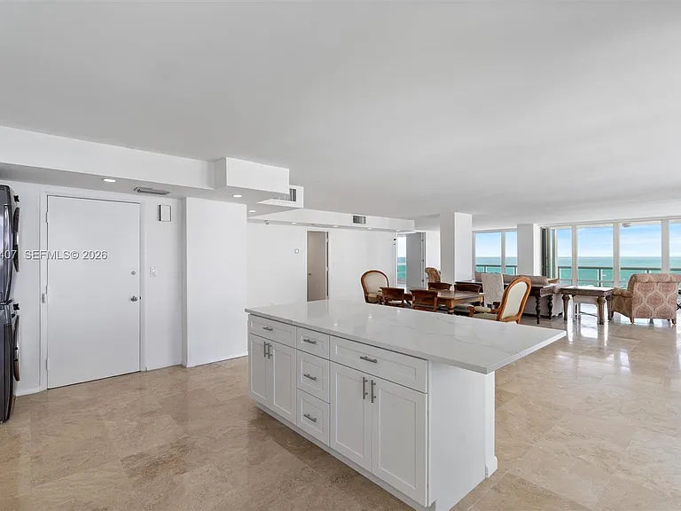 2100 S Ocean Ln #1002 — Photo 8