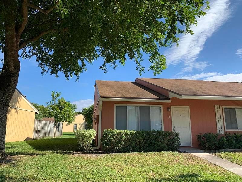 1st image of 4739 Orleans Ct #0