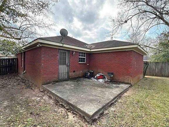 5th image of 2710 Betbeze St