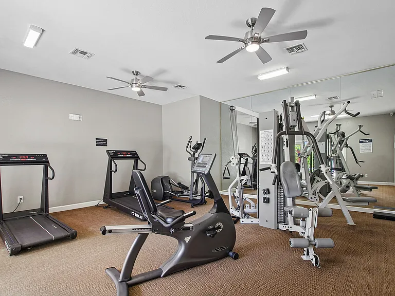 Park Villas Apartments — Photo 12