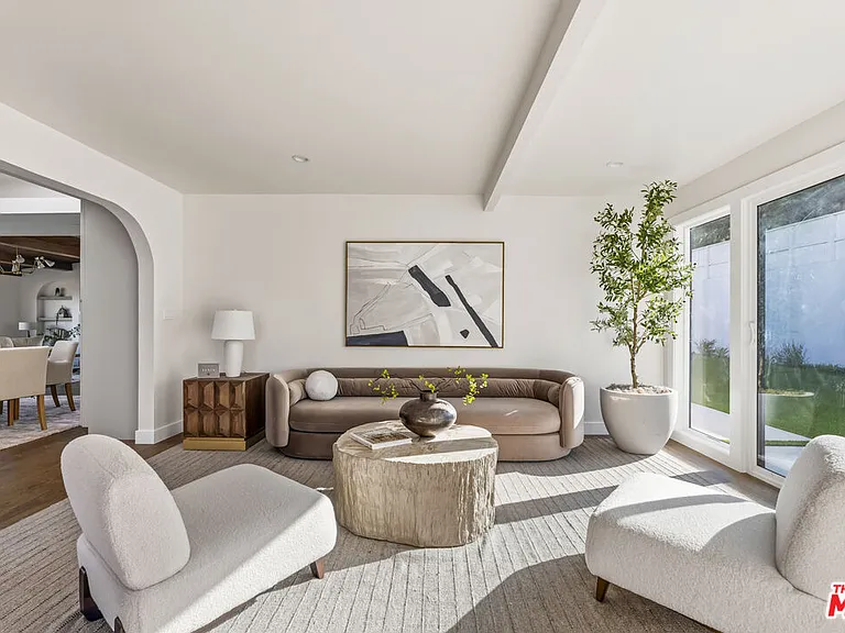 4600 Don Quixote Dr — Photo 11