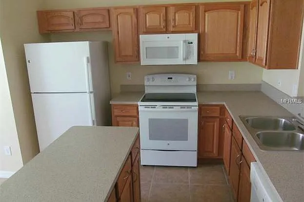 37150 Highland Bluff Cir — Photo 37