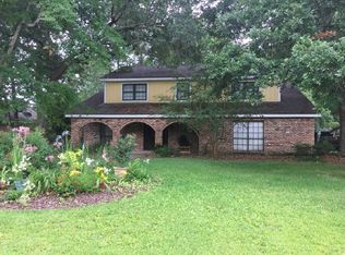 557 Manchester Dr, Slidell, LA 70461
