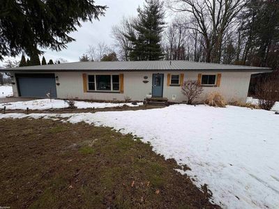 4272 Parker Rd, Fort Gratiot, MI, 48059