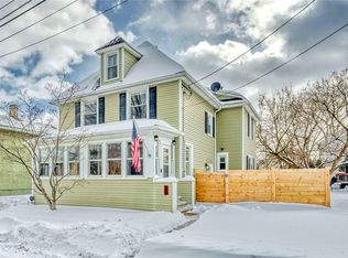 83 Phoenix St, Canandaigua, NY 14424