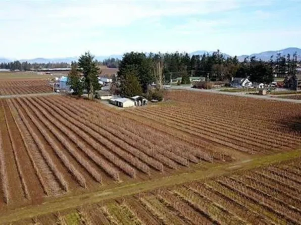 31964 Huntingdon Rd, Abbotsford, BC V2T 6B8