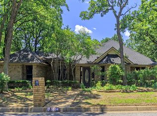 3204 Flintridge Ct, Arlington, TX 76017