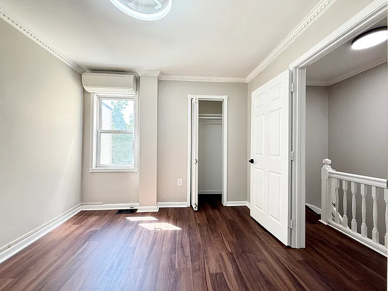 1004 Girard St NW — Photo 17