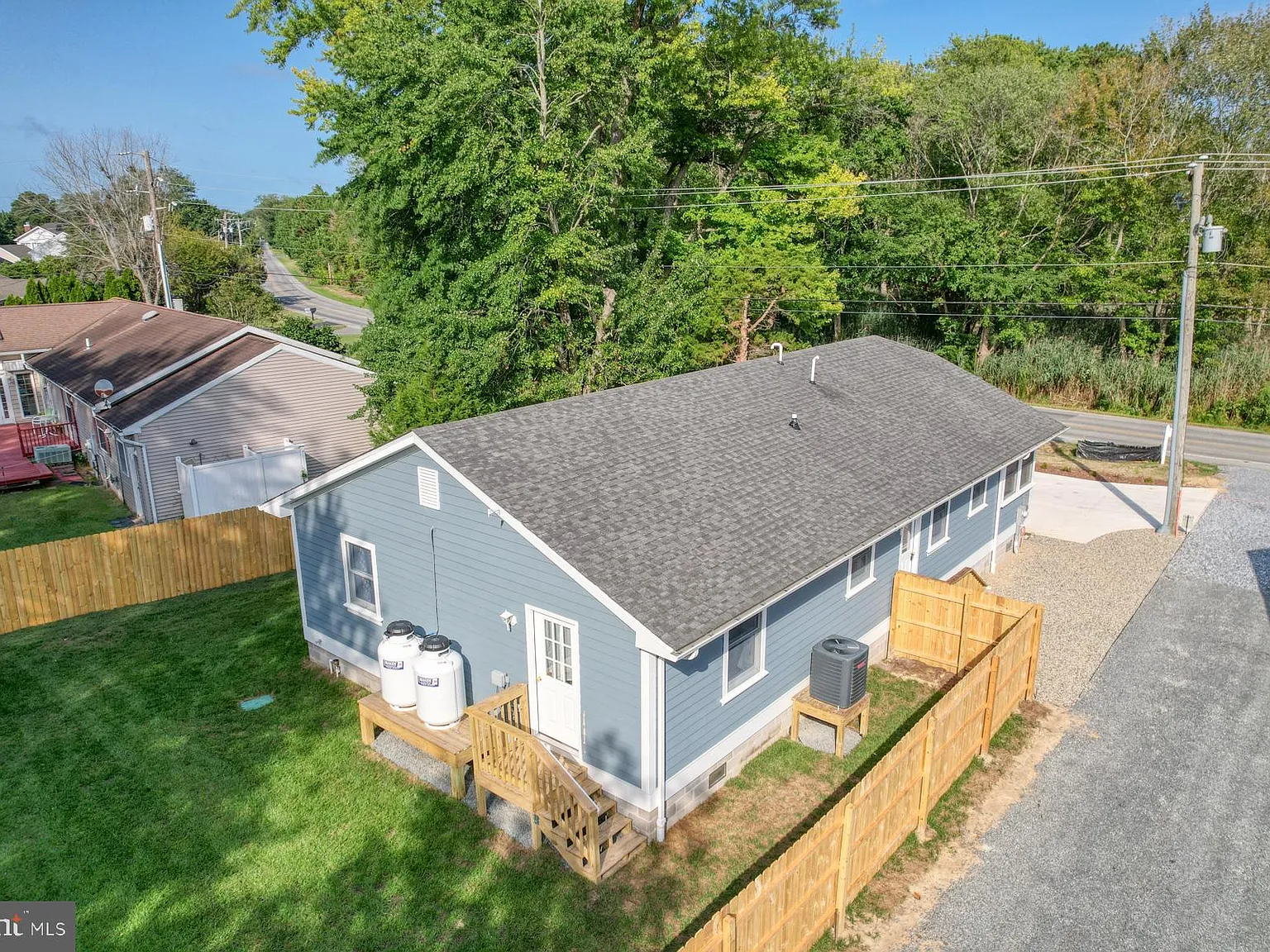 3 bed, 1500 sqft, $2,300 — Photo 3