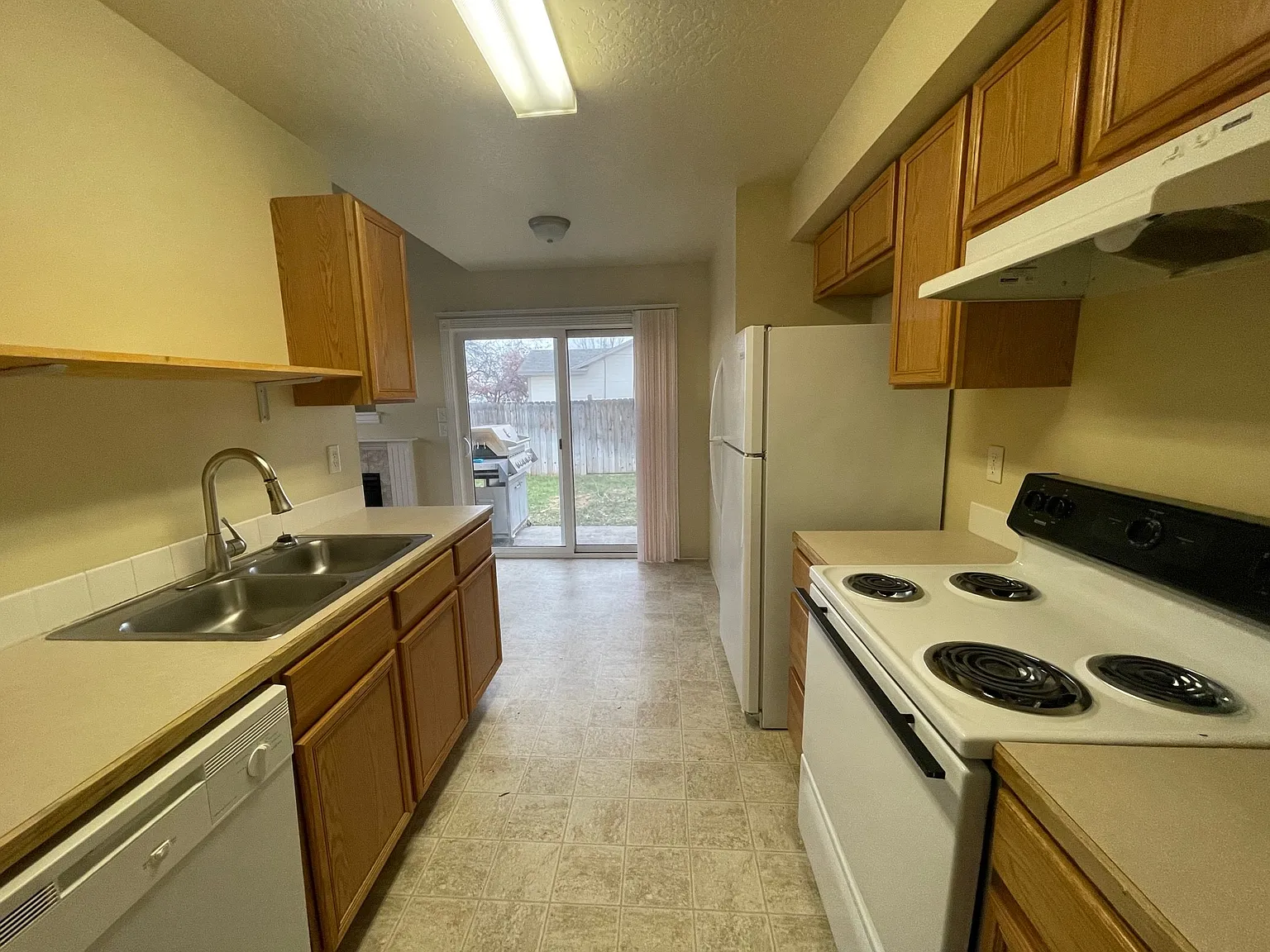 1513 Garland - 2x2 Townhome — Photo 3