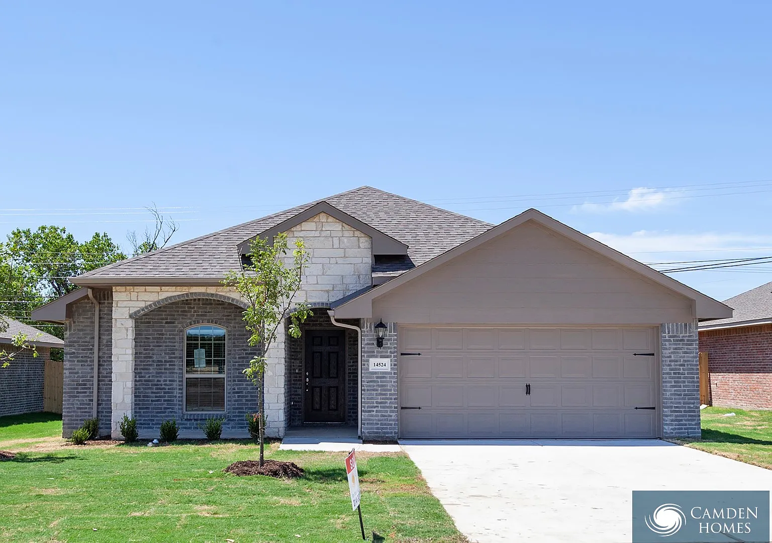 10153 Manzanilla Ave — Photo 1