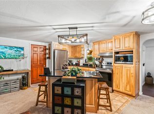 8107 Spruce Dr, Rogers, AR 72756