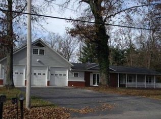 807 McCauley Rd, Mount Vernon, IL 62864