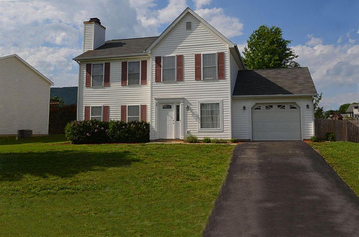 1st image of 2248 Bloomfield Ave