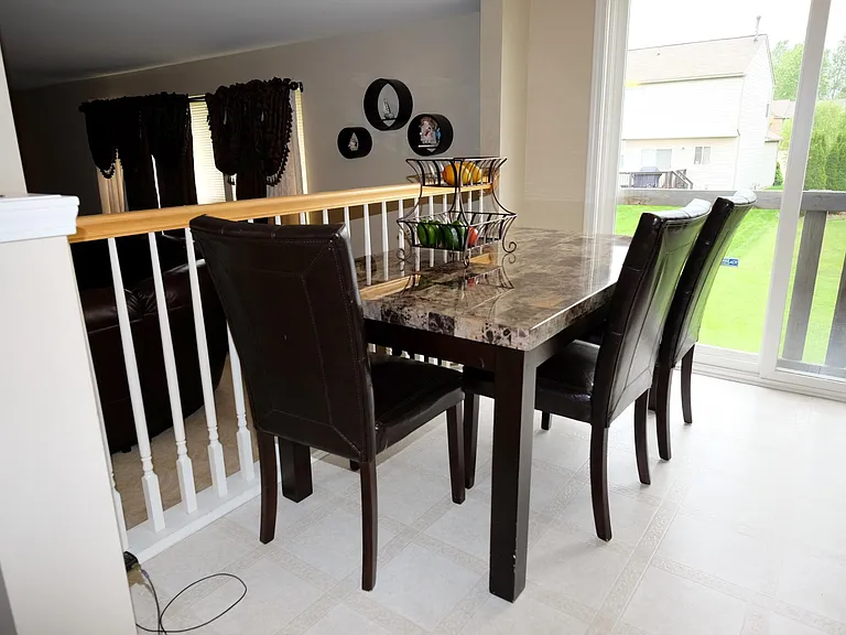 9653 Wexford Dr — Photo 14