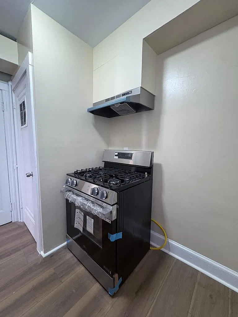 2 bed, $1,450 — Photo 2