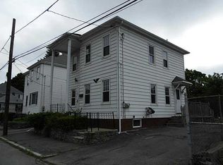 66 Pengrove St, Cranston, RI 02920