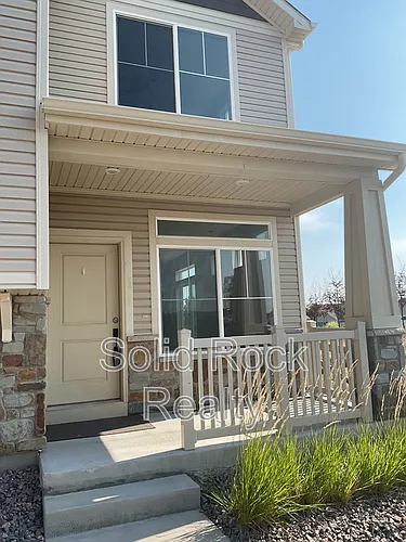 9212 Turlough Hts Photo 1