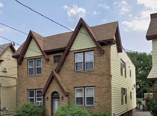735-737 William St #2L, Harrison, NJ 07029