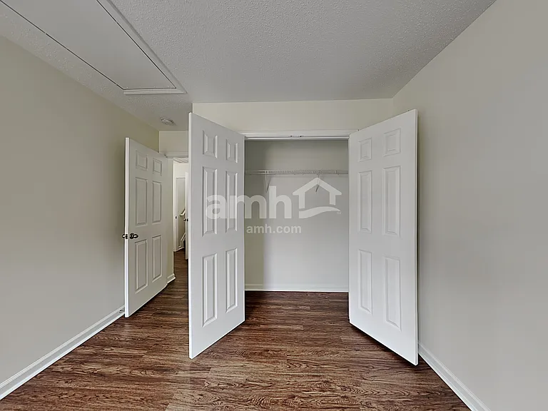 219 Bellport Dr — Photo 18