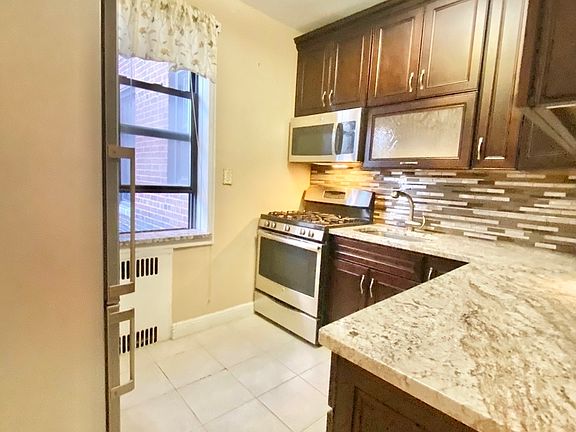 4th image of 6910 Yellowstone Blvd APT 321