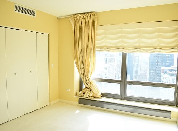 5th image of 130 N Garland Ct APT 4702