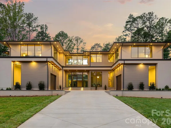2019 Pellyn Wood Dr, Charlotte, NC 28226