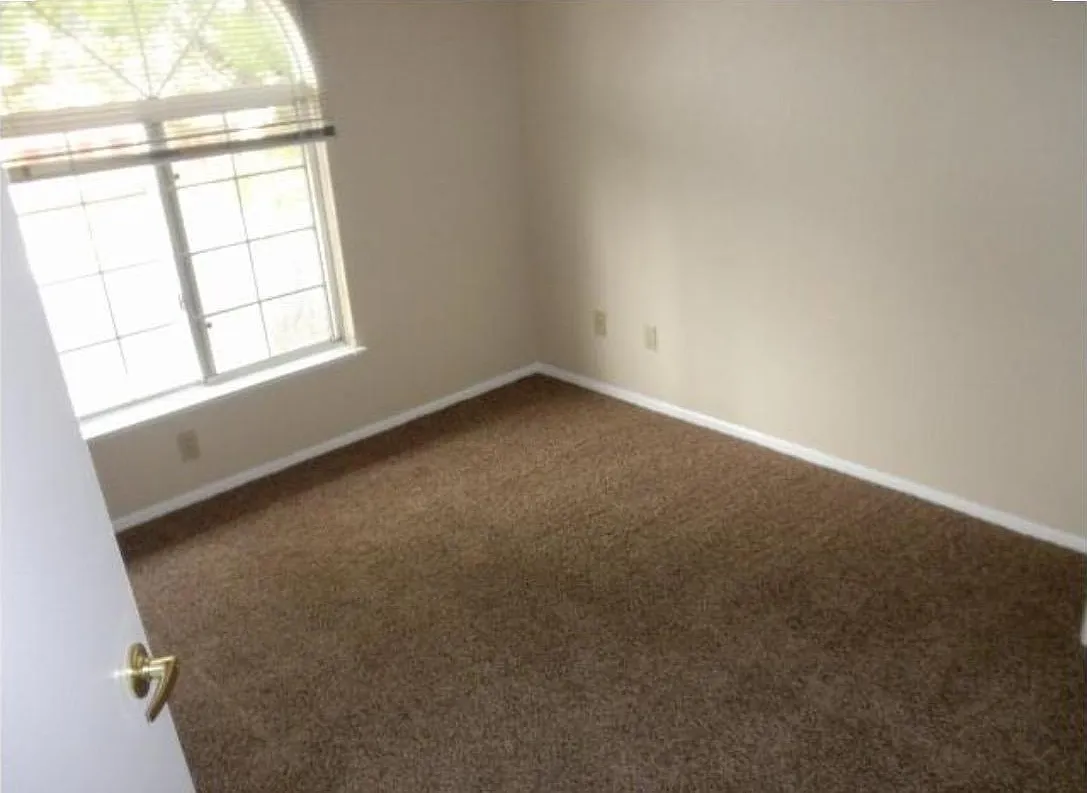 525 Cooper Ave — Photo 4