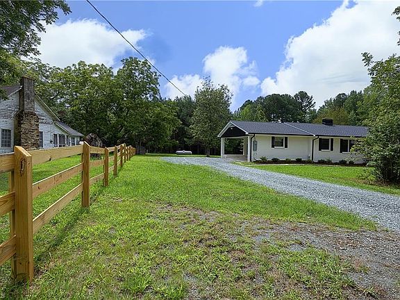 4th image of 7962 Sylvan Rd