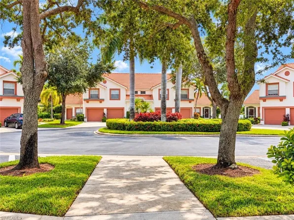 517 Windsor SQ #201, NAPLES, FL 34104