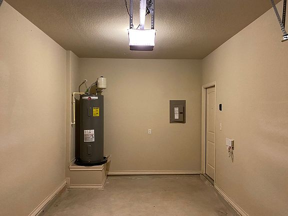 5th image of 6635 Mia Way #101